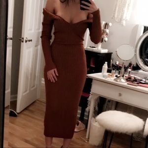 Fitted sweater dress